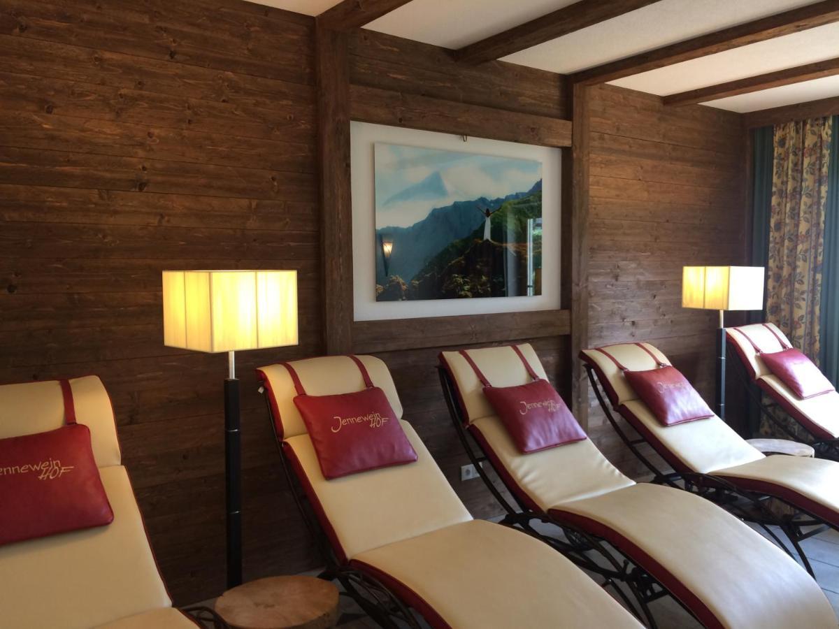 Jenneweinhof Hotel Tux Eksteriør billede