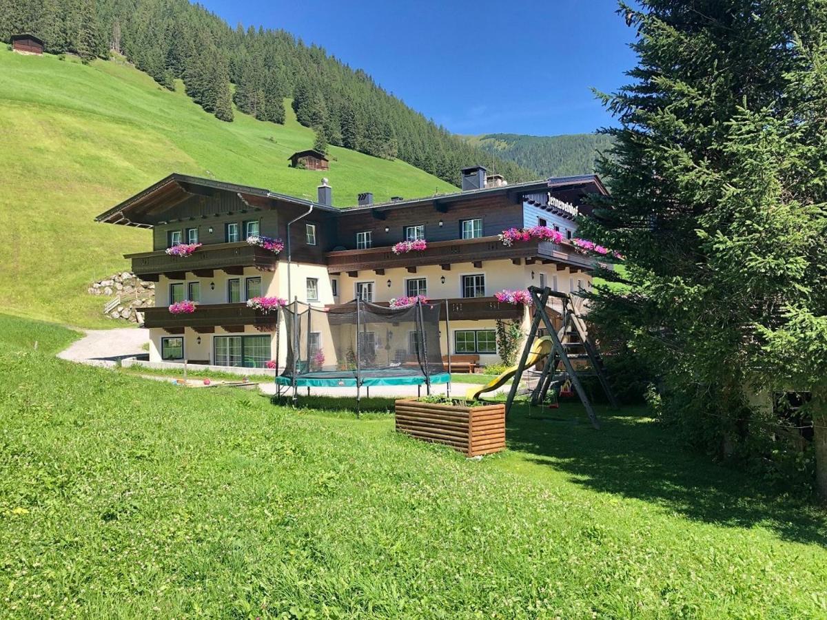 Jenneweinhof Hotel Tux Eksteriør billede